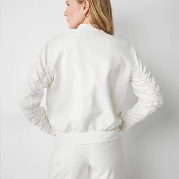 White House Black Market Cream Bomber Jacket - Picture 5 of 6